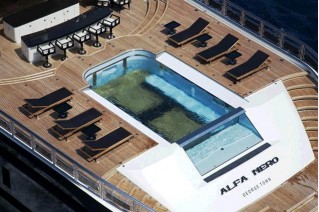 Oceanco Motor Yacht ALFA NERO - Aft Deck and pool